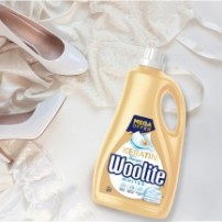 Woolite płyn do prania białych tkanin 3,6l