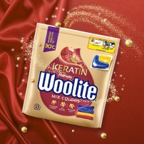 Woolite Mix Colors z keratyną Kapsułki do kolorowych tkanin 33 sztuki