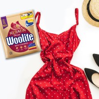 Woolite Mix Colors z keratyną Kapsułki do kolorowych tkanin 33 sztuki